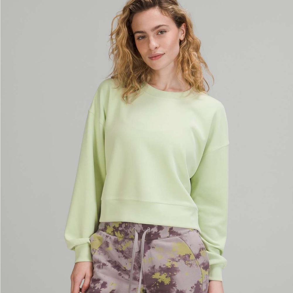 LULULEMON PERFECTLY OVERSIZED SOFTSTREME CREW SZ 10 CREAMY MINT